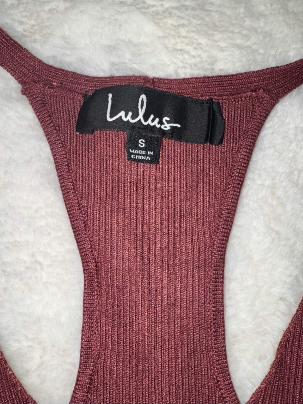 Lulu's Ribbed V-Neck Racerback Tank - Burgundy - Picture 2 of 3